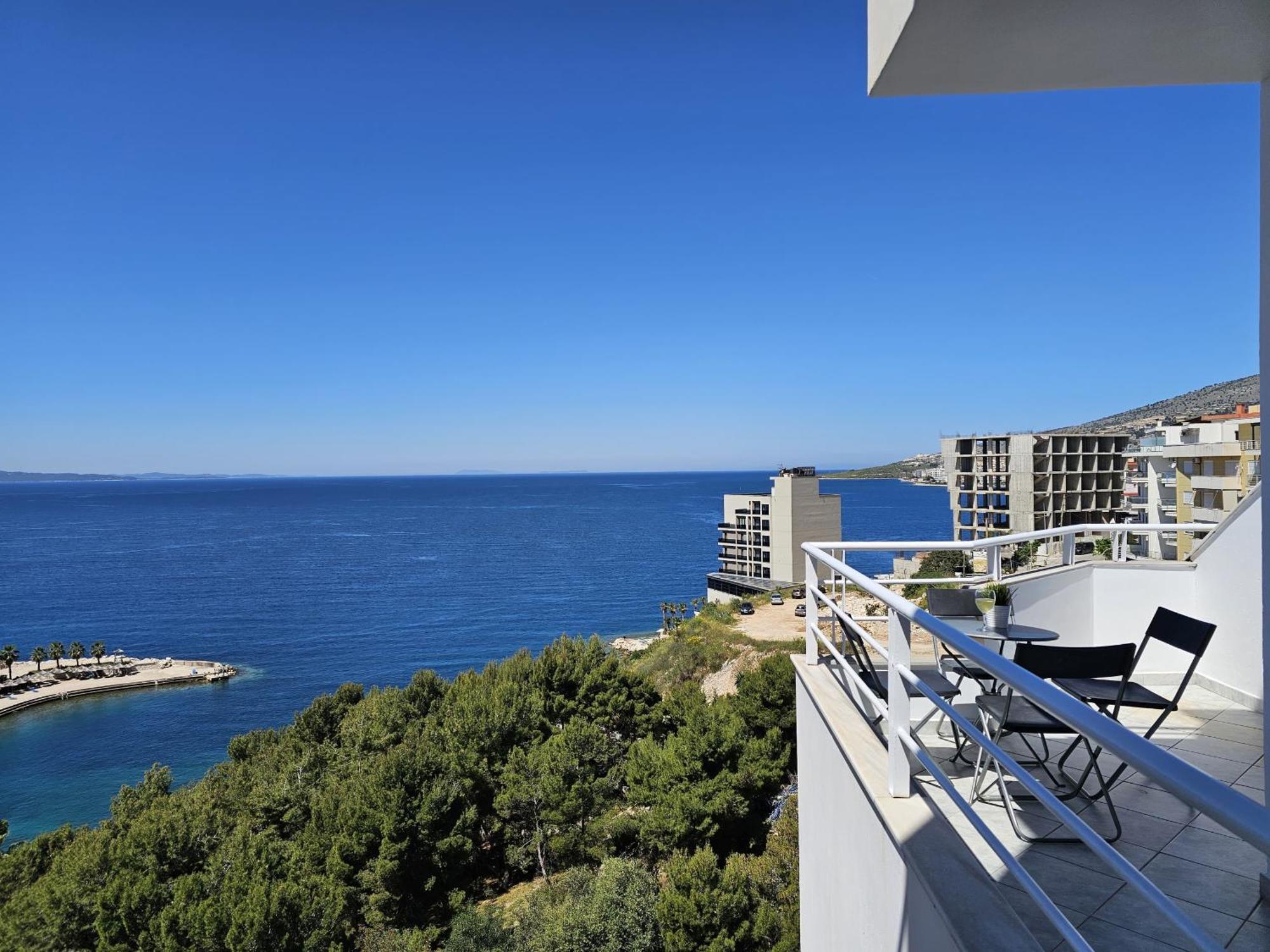 Blue Apartment Sarandë Exterior foto